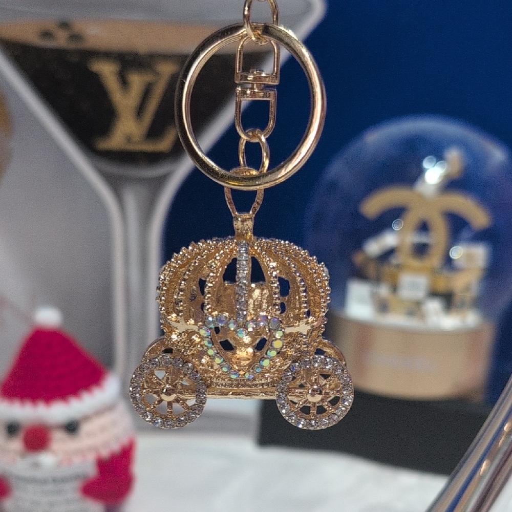 Bag Charm/Keyring - Gold Carriage With Clear Crystal Embellishments🔥